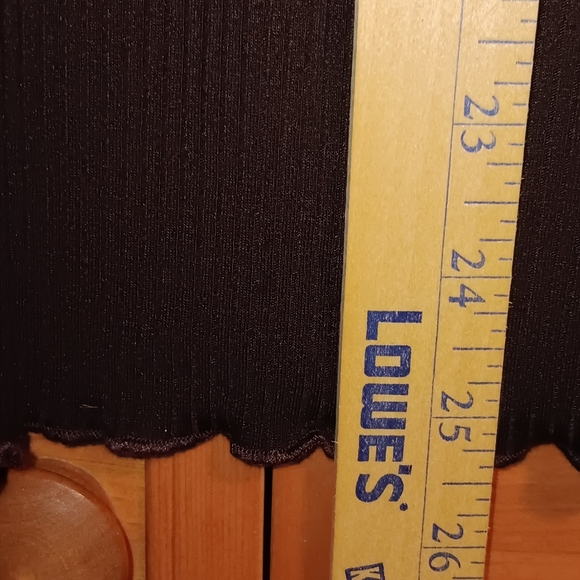 Lularoe Kelly 3xl Black Ribbed looking material with short sleeves - Picture 4 of 7